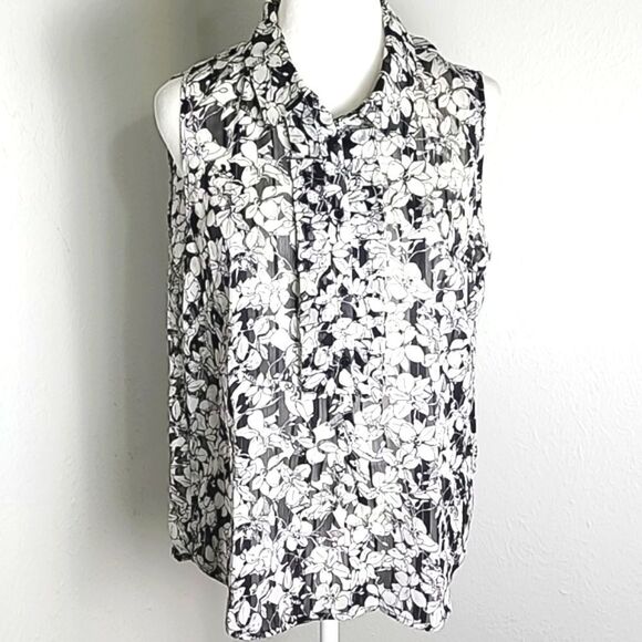 Tommy Hilfiger Sleeveless Top, Sheer B&W Flowers, Button Ruffle Center, Sz Large - Picture 1 of 7